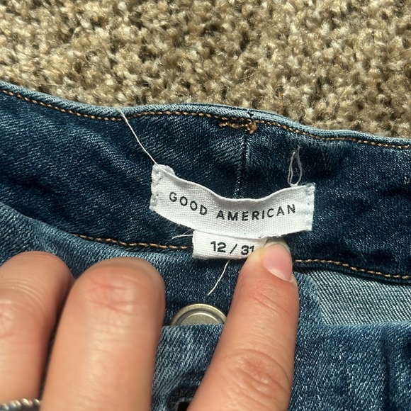 Good American Jeans - Picture 4 of 5